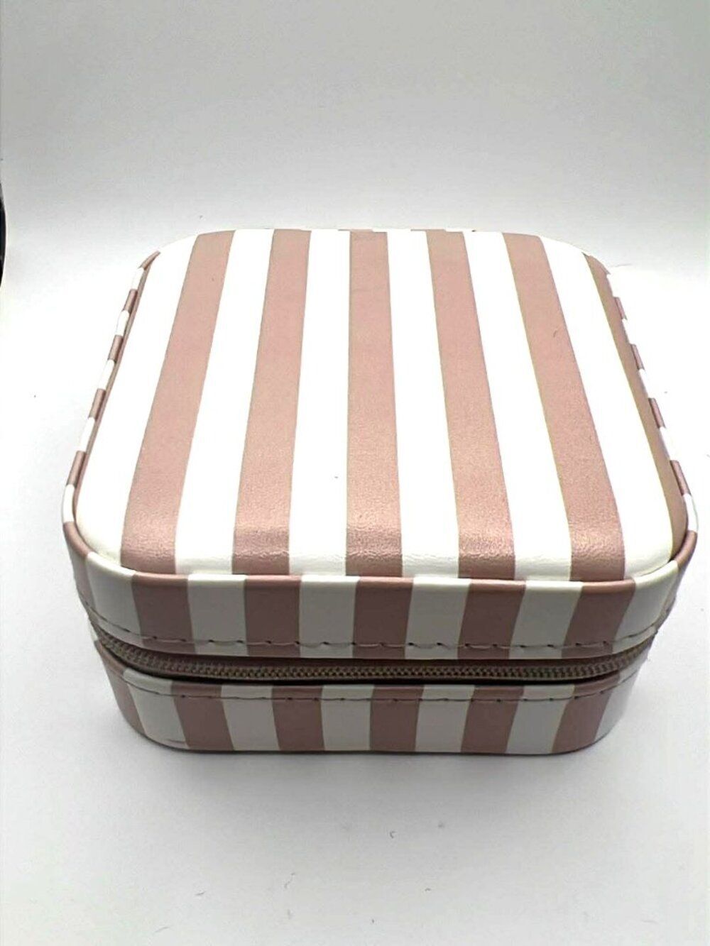 Tan and White Striped Faux Leather Travel Jewelry Organizer